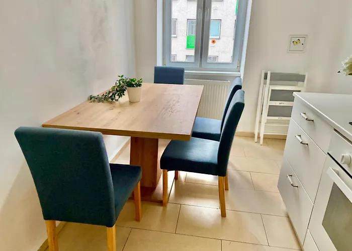100 M2 3-bedroom Διαμέρισμα *